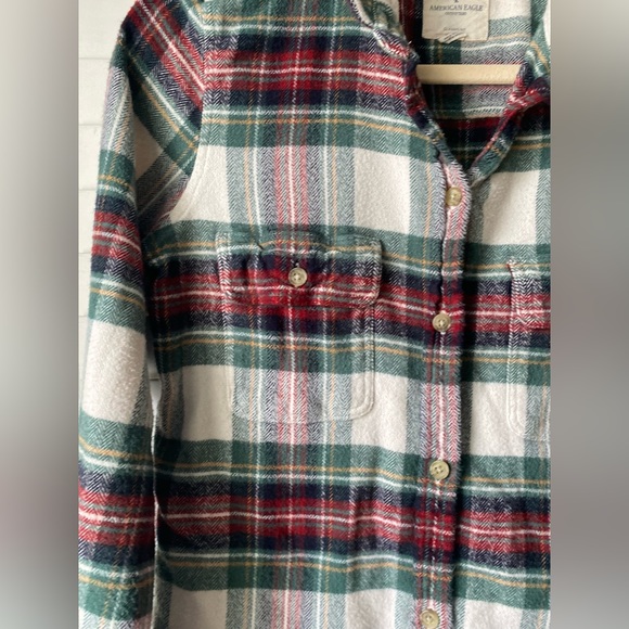 Casual American Eagle Super Soft Red/White/Green Plaid Flannel - Picture 3 of 9